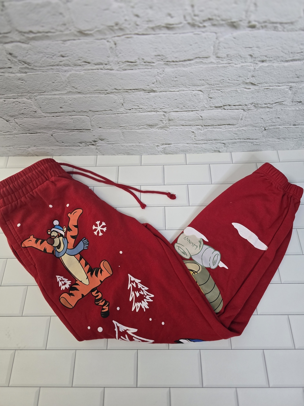 Red Graphic Sweatpants with Winnie-the-Pooh Characters Sz 4